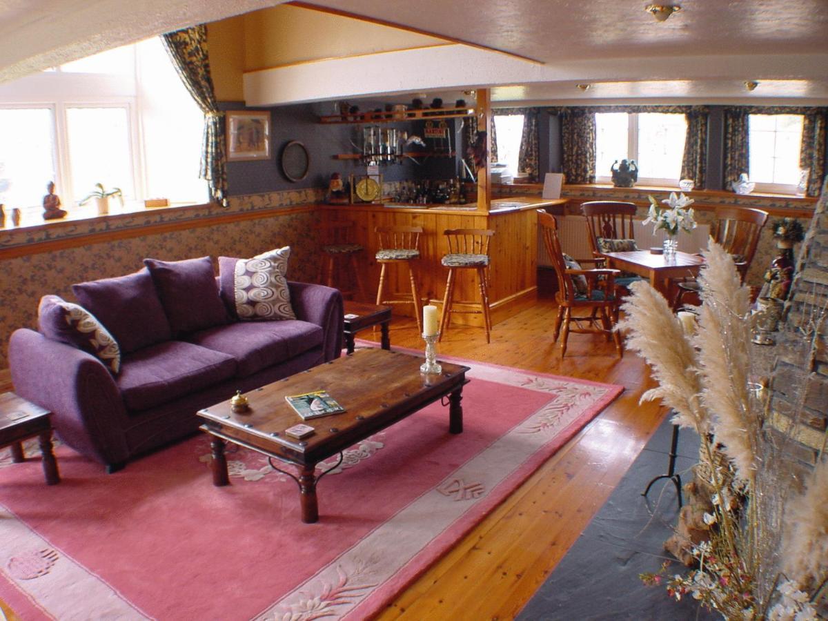 The Old School House Hotell Yelverton Exteriör bild