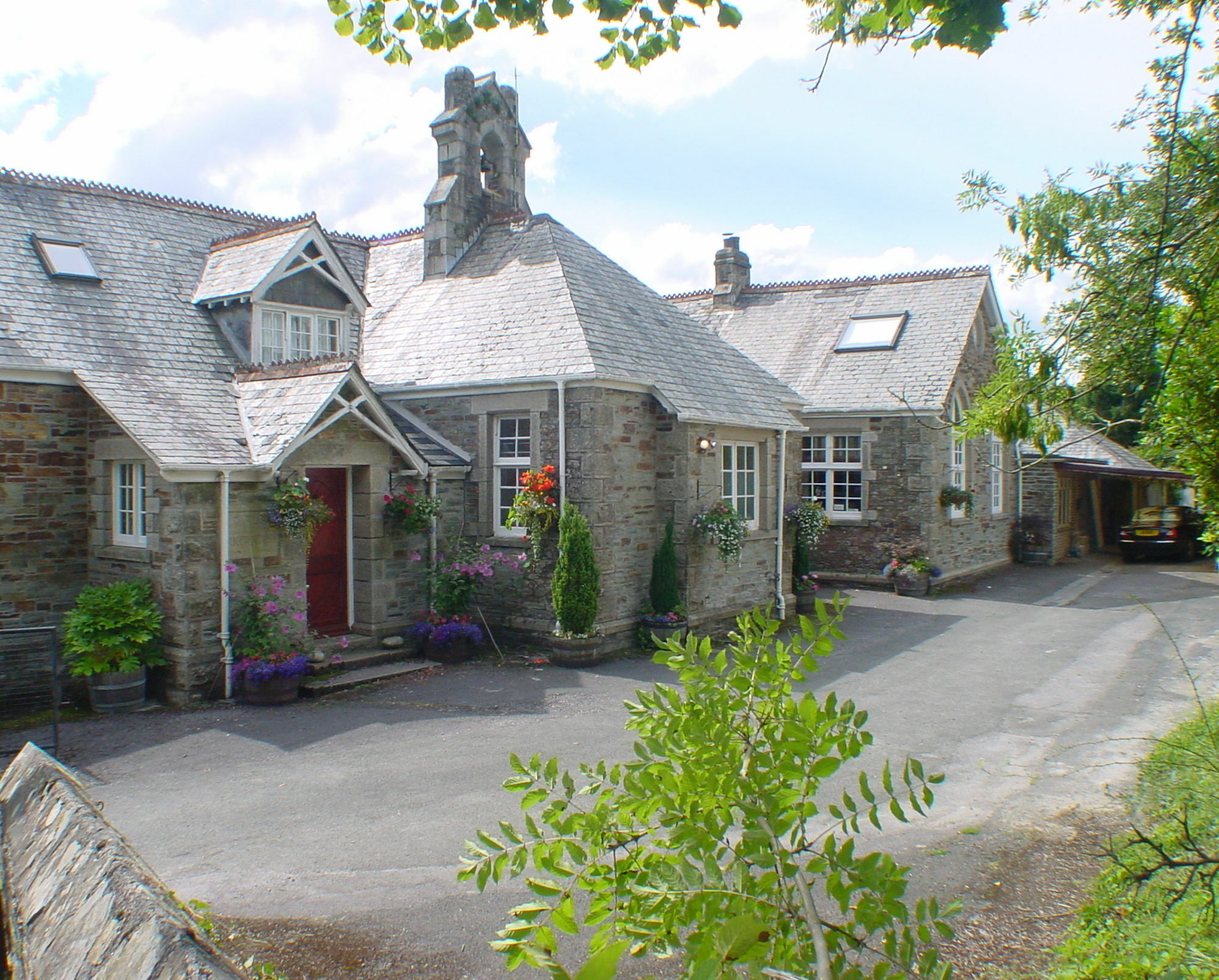 The Old School House Hotell Yelverton Exteriör bild